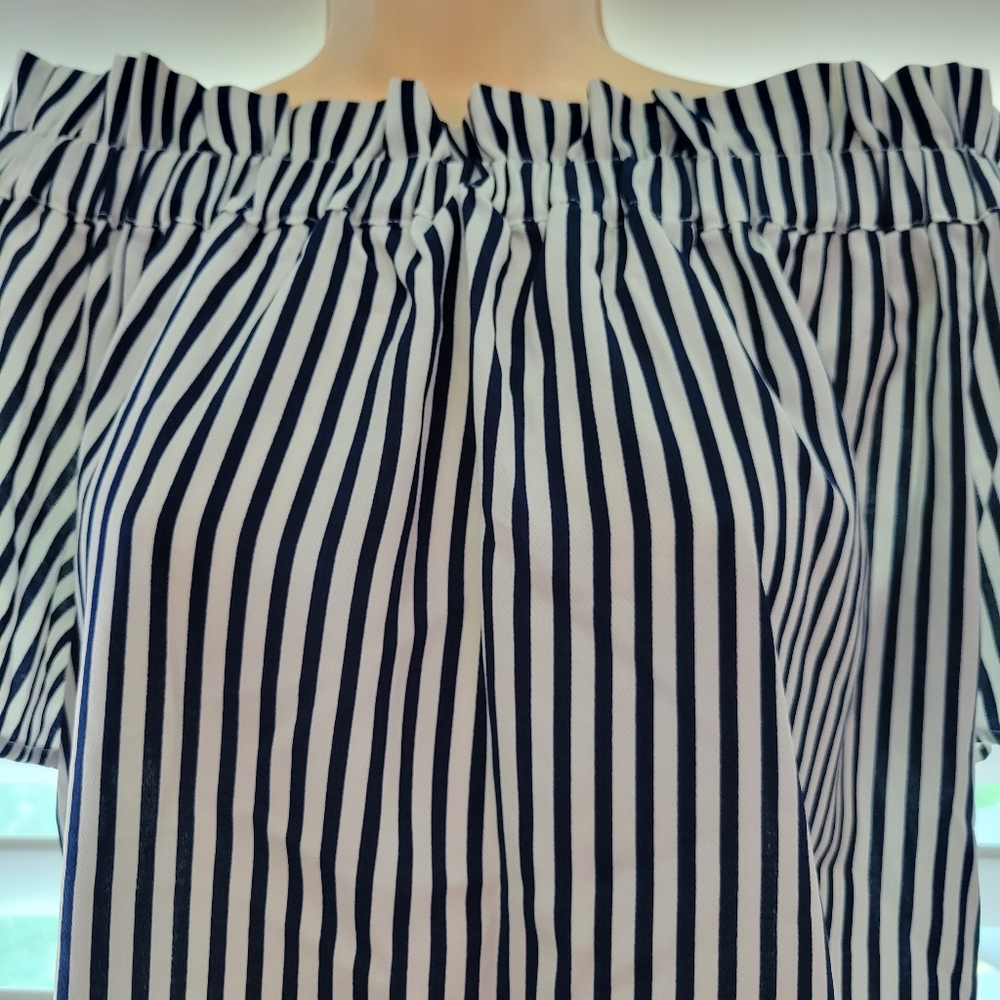NEW Papaya Off the shoulder navy blue stripe top - Picture 2 of 4